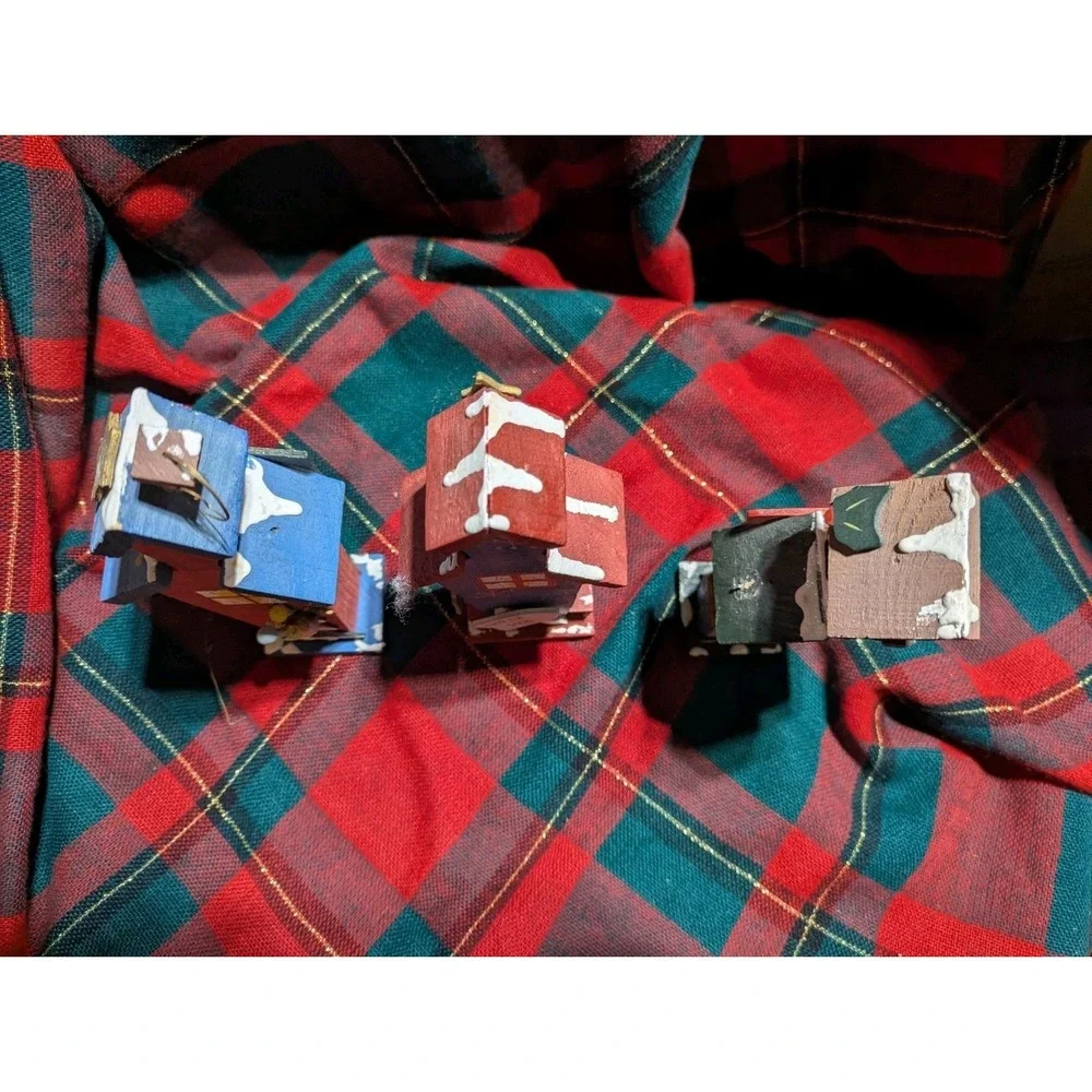 Vintage Christmas Wooden Village Buildings Train Station Gift Shop Lot‎ 3